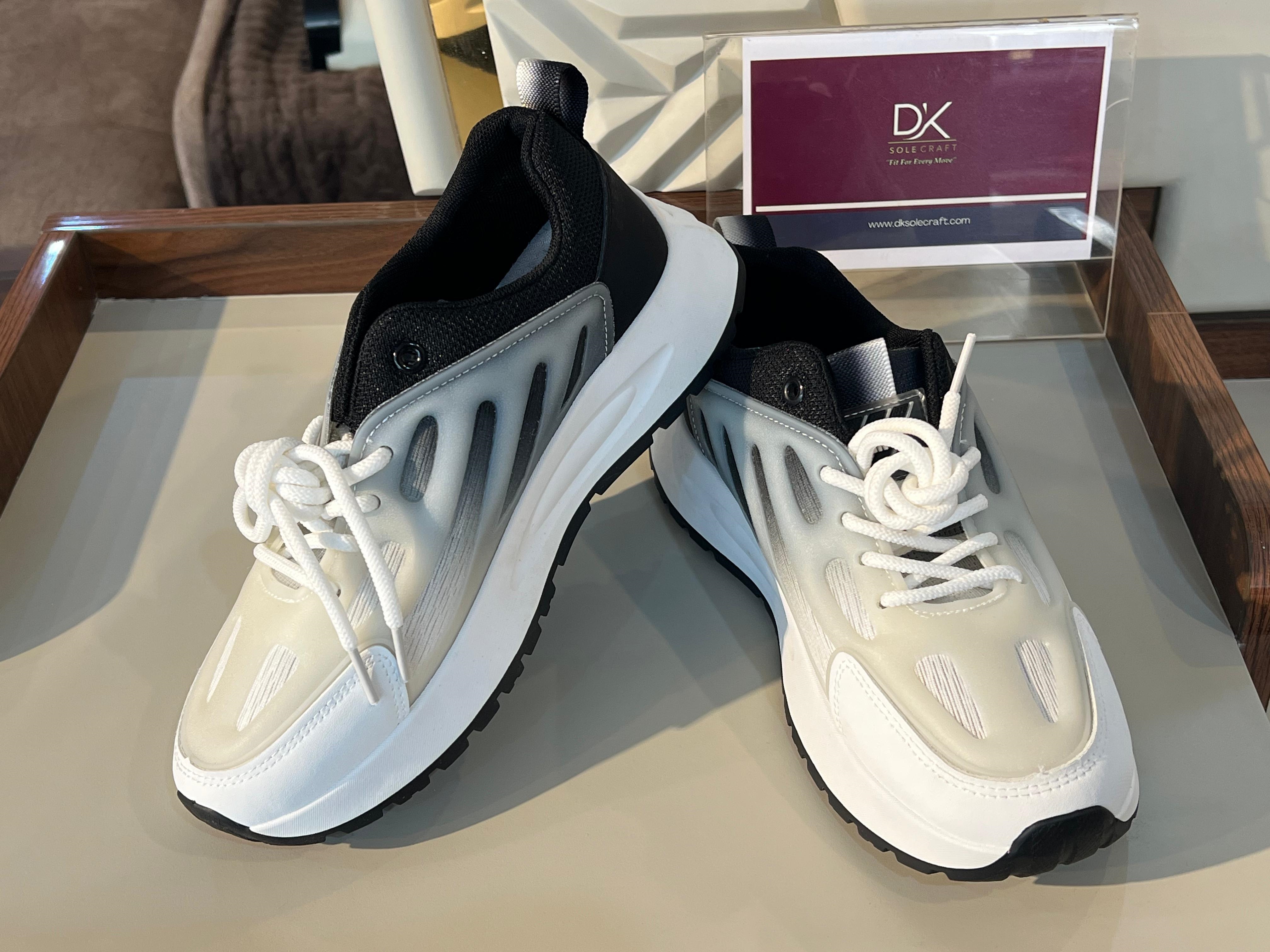 China U Sneakers & Sports Shoes